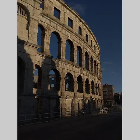 Apartment Arenastreet Next To The Amphitheater *